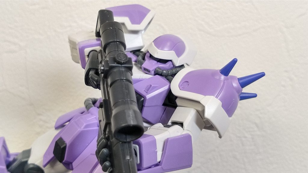 まずは仮組み。やっぱり安っぽい。オモチャ感あり。