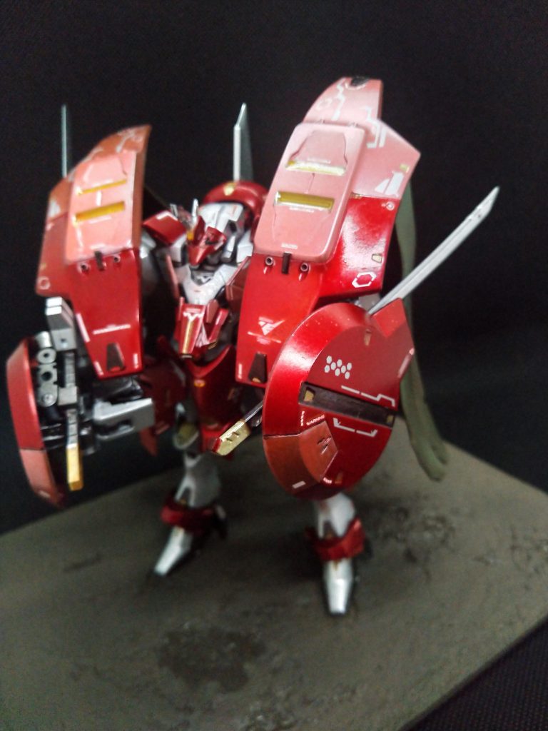 俗称は｢黒銀のゴゥレム｣だけどどうみても赤い(笑)デカールは水星汎用、アシタのデカール等を使用。アステカシア学園所属にしたものの混ぜすぎて何処の寮にも行けなくなりました(￣▽￣;)