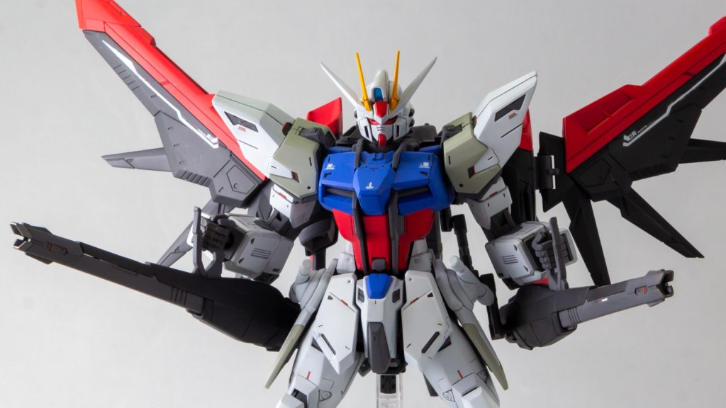 ブースターのビームキャノンとウイングを展開