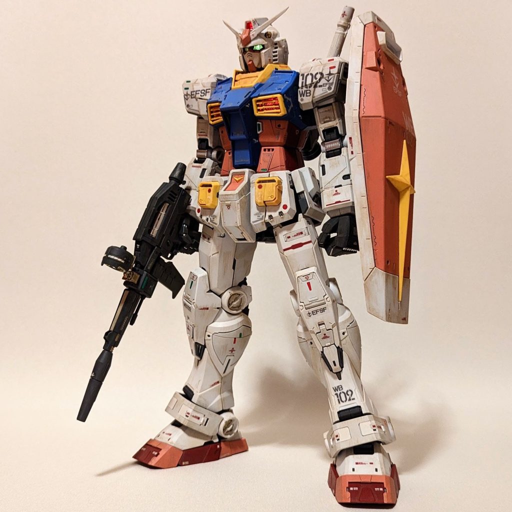 PGU 1/60 RX-78-2 ガンダム 前面②腰中心のアングルで。