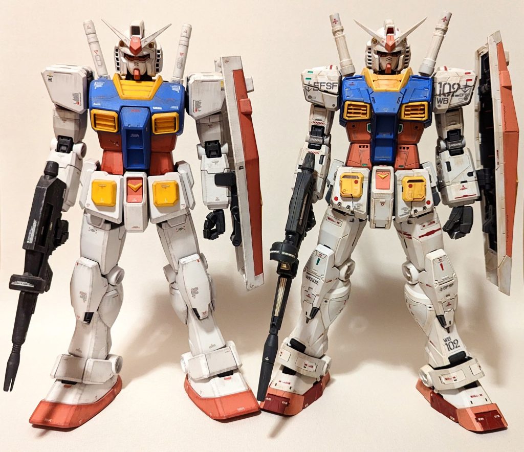 PGU 1/60 RX-78-2 ガンダム PG比較②前面比較やはり頭の大きさが異なります。胴はPGUの方が一回り大きい印象。コアブロックの問題かな?ライフルも長めです。