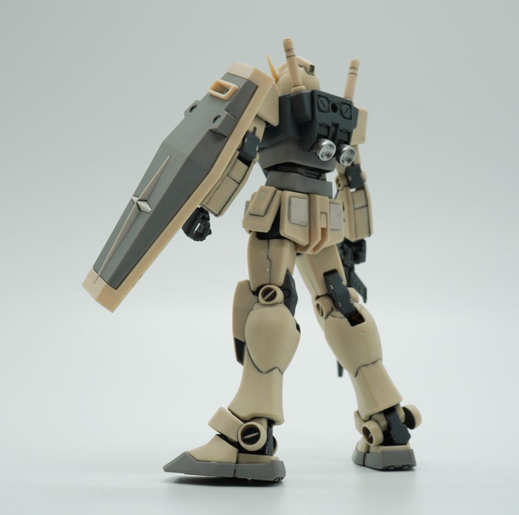 マルイチモールドは水性ホビーカラーで塗装後、マジックリンで拭き取りました。