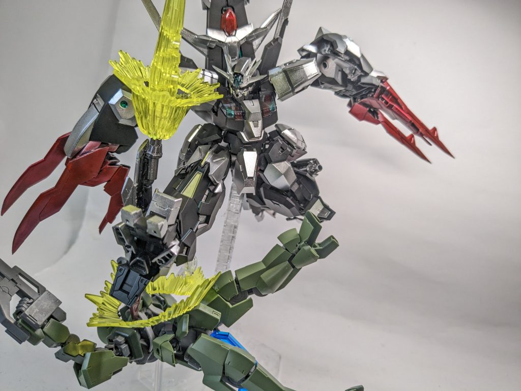 ふくらはぎのブースターを使い踵落としを決めるポーズ!!!