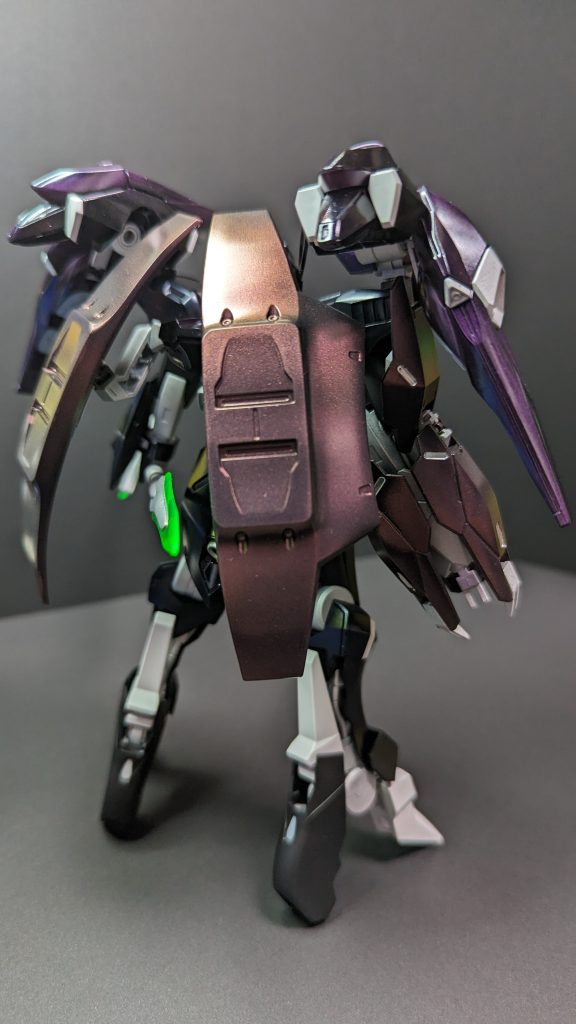 ちょっと悪魔っぽい感じで、悪役感満載な気がしてます。