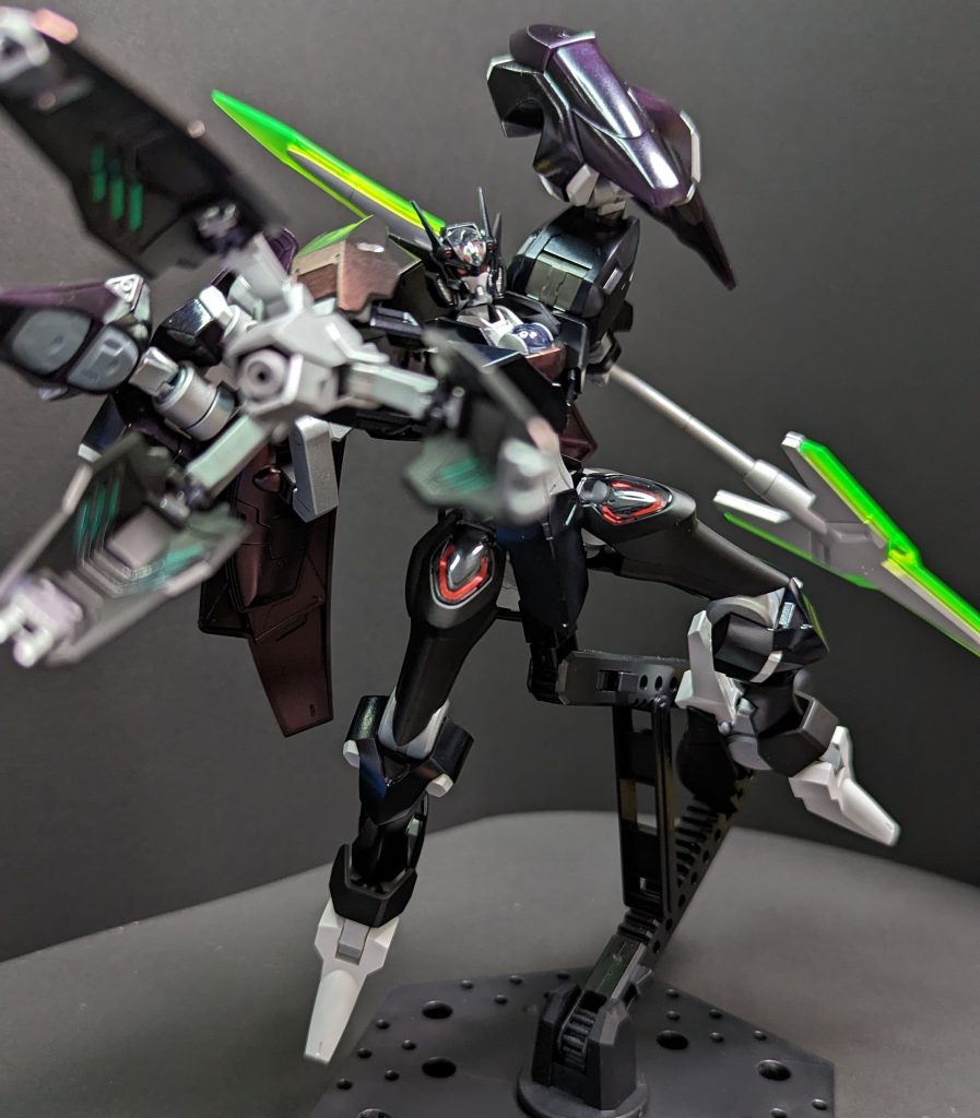 カラーリングはかなり悩みました…地味ですね（苦笑）次の作品ではもう少しセンスを磨きたいです…