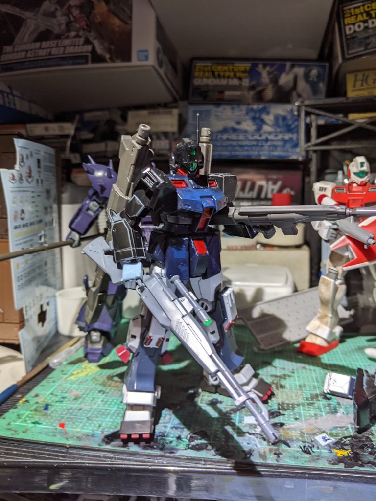 ちょくちょく登場していたジムスナ君をようやく改修。フルアーマーガンダムがジャンクで眠っていたので今回はそれを拝借。武装はフラウロスから取ってますが、戻せるように、今回は塗装していません。