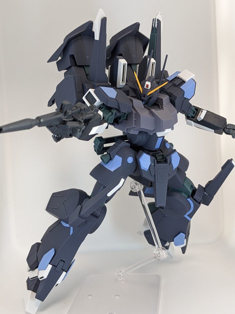 たぶん、こんな撃ち方したら肩ごと壊れるんだろうなぁ