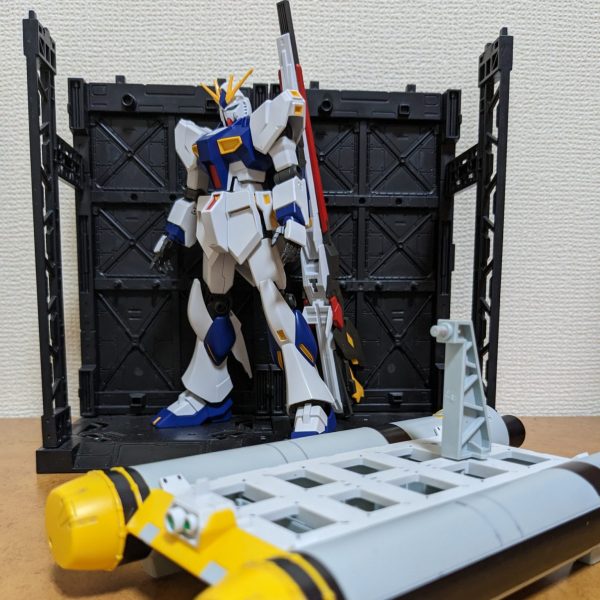 【EＧ】RXー９３ffνガンダム＆【HG】ブースターベッド