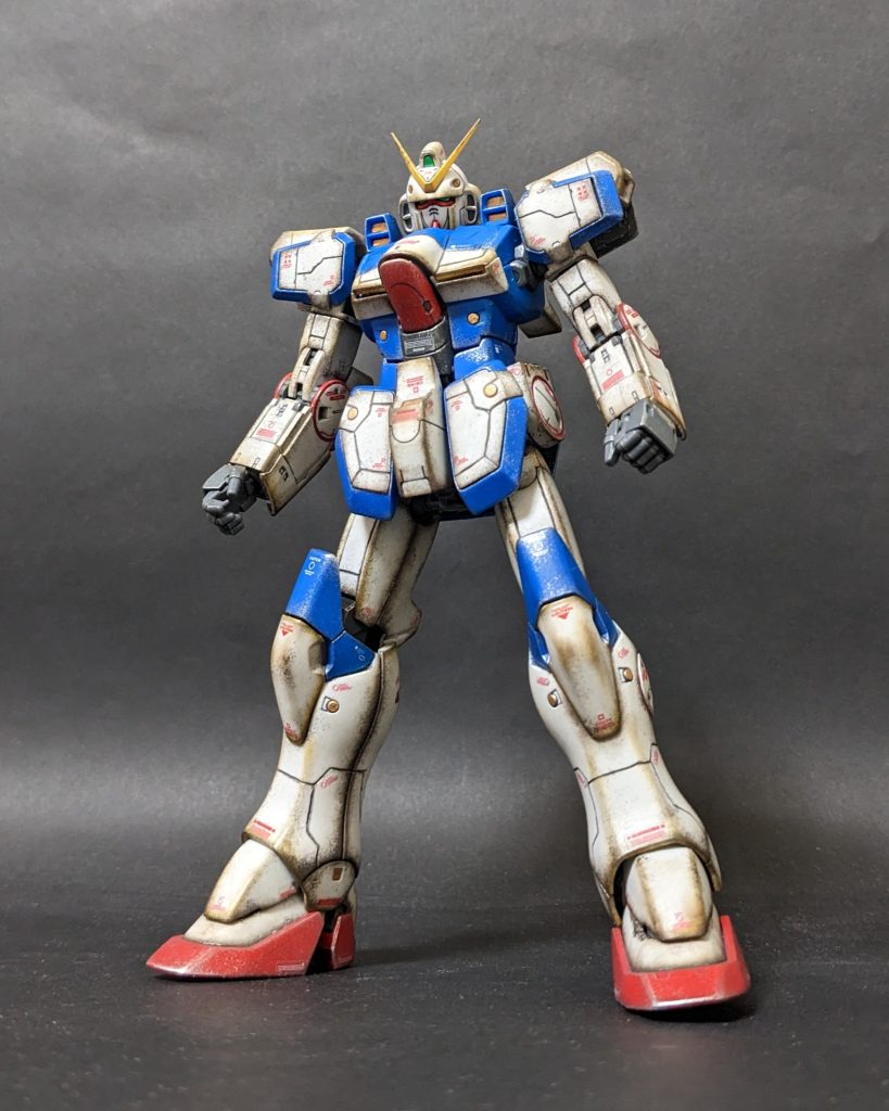 バランスが良いため、下から見上げると小型さを感じない