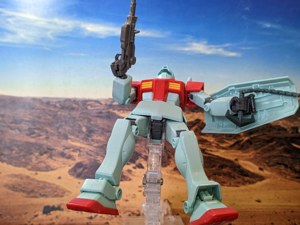 しかし、降下された前期型ジム(初期ロット)は急造された故にスラスターが故障しバランスを崩したまま落下する機体もあった…