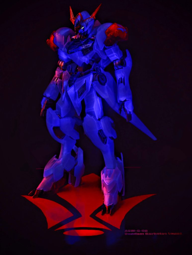 更に加工すると模様がハッキリと!!……ってもうこれはクリアパーツではないですね。