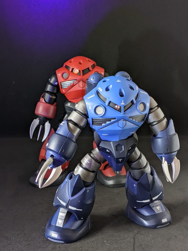 シャア専用と共に。