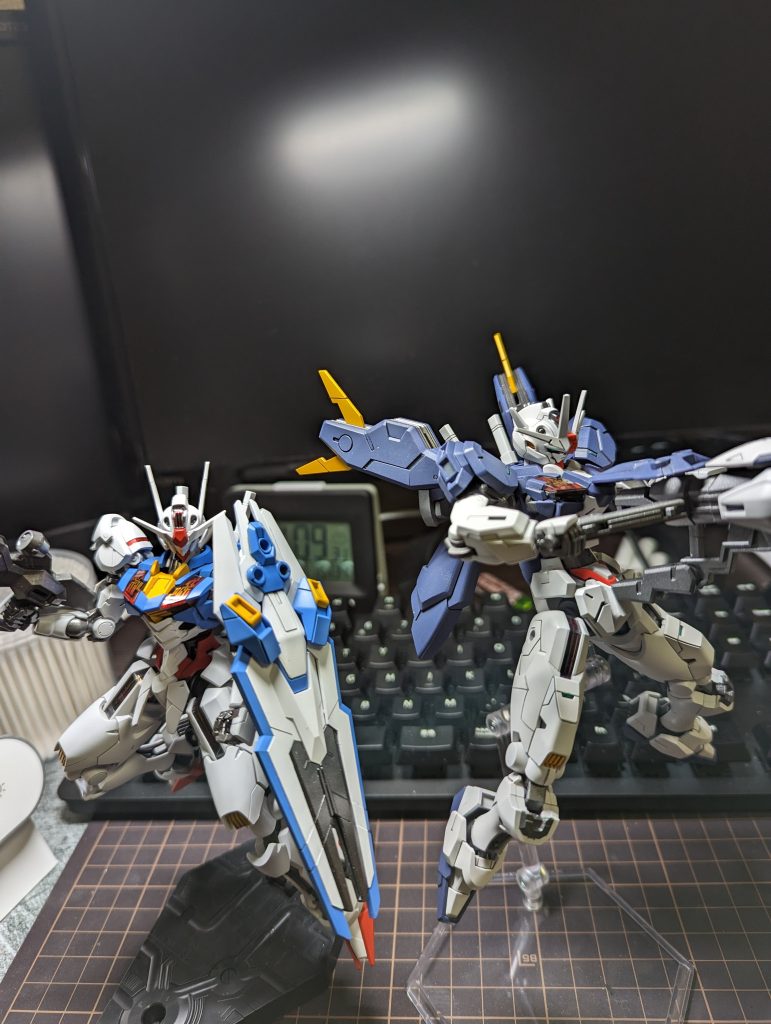 通常のエアリアルとのツーショット飛べて踊れるエアリアルとなんか怖い顔のエアリアルのイメージ通りにできたかな背景なんとかしたい、、、