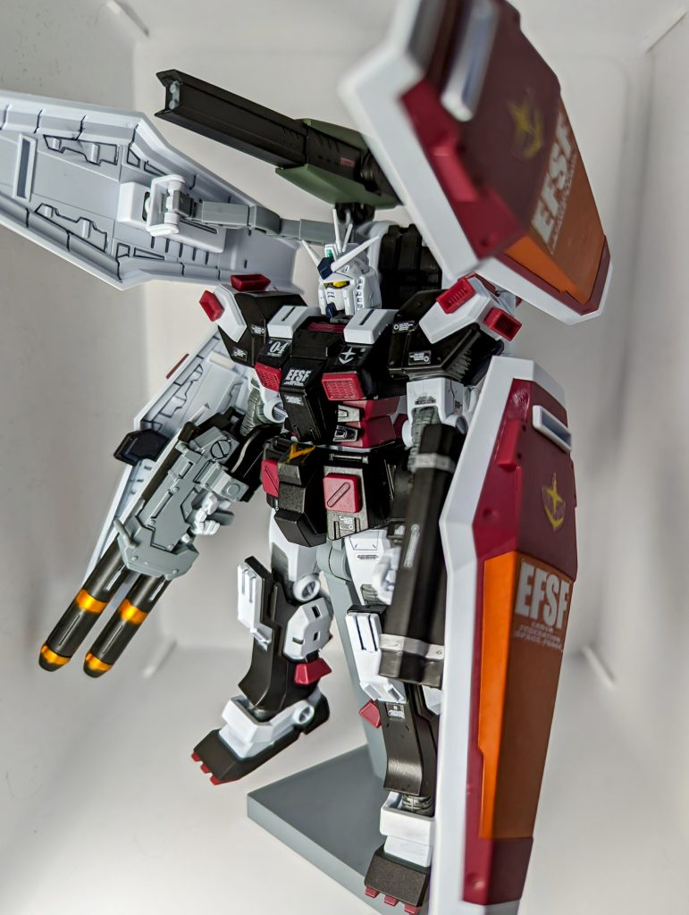 フルアーマーガンダム(サンダーボルト)–2枚目/制作者：腹痛