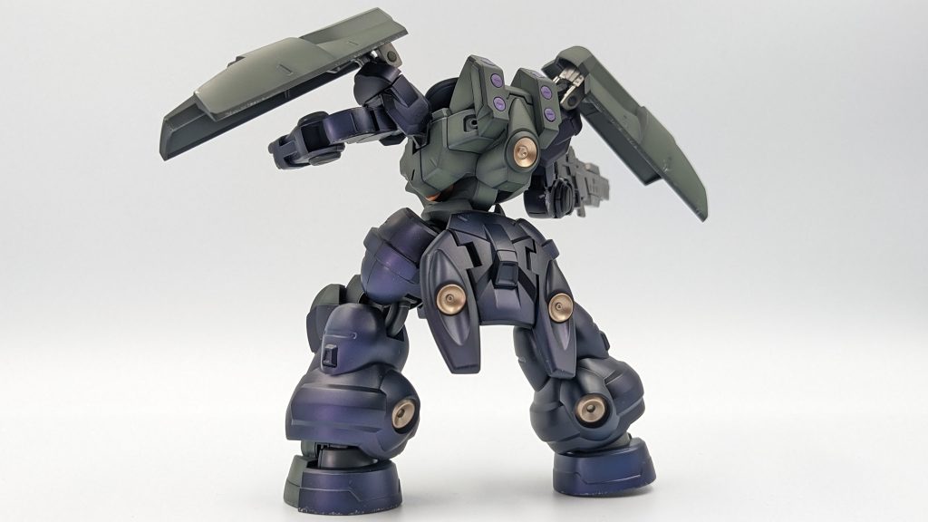 そんな数点の違いなんだけど…なんかこう…つよそう(小並感というか今回は【暗い色での立体感】をテーマに塗装を頑張ってみたんですが、どうなんすかねぇ…ソコソコは頑張れたと思ってるんですが、銃火器の塗装が手抜きなのバレバレでゴメンねw