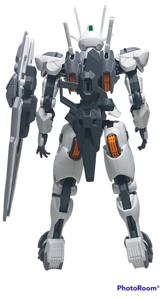 踵はグレーで塗り分けるべきですねロールアウトカラーって事で手抜きです