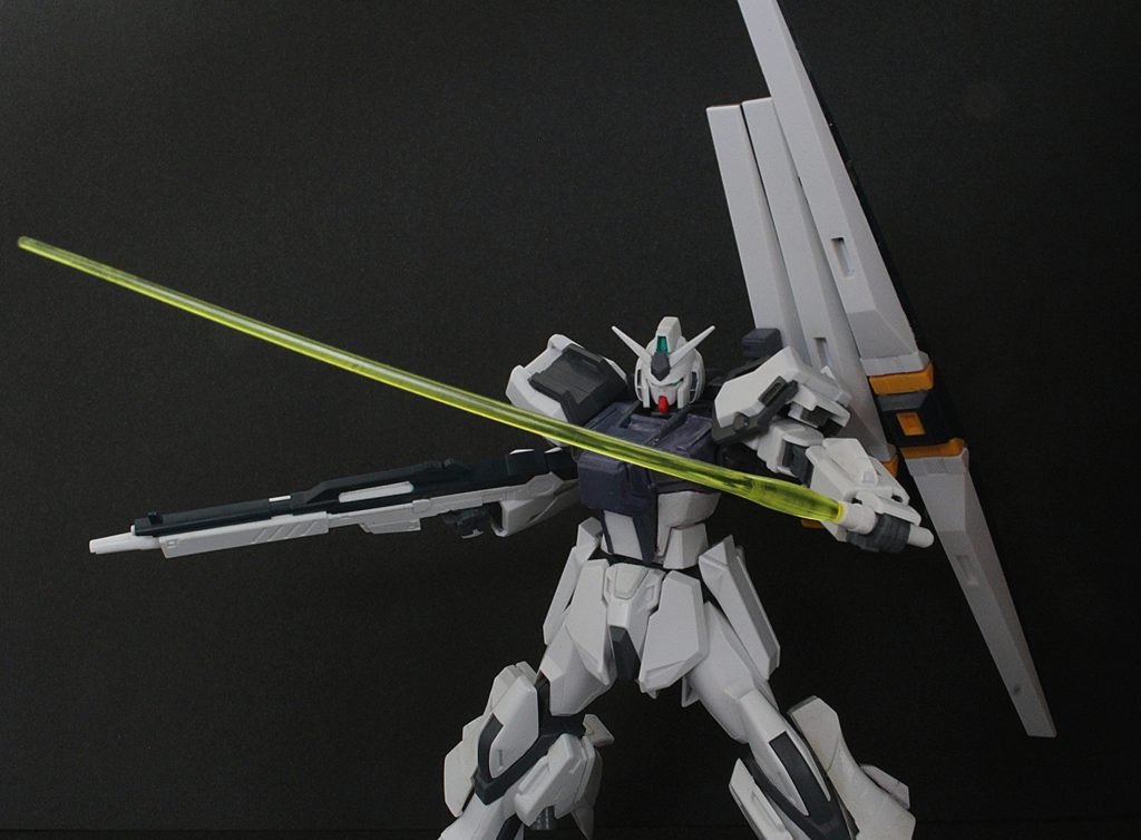 武装はνガンダムと共通の武装が主武装