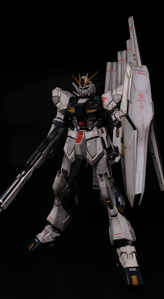 νガンダム–4枚目/制作者：Orz