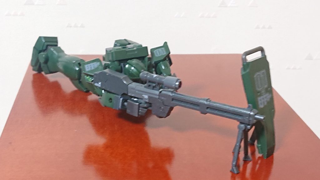 バレルとストックを変えての２枚目。寝そべって狙撃👀局地型なので地球上の地形に合わせて塗装したら楽しいかも♪