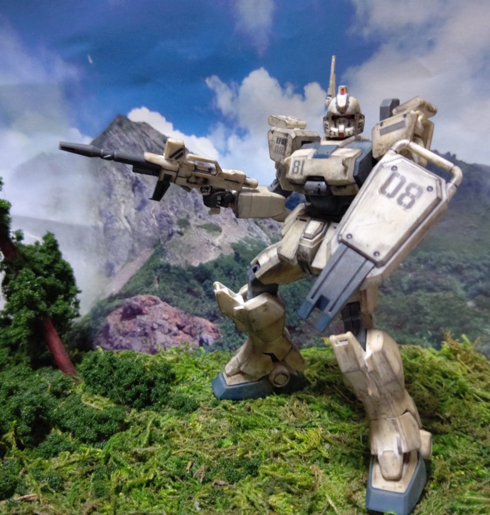 Ez8から作り始め墨入れとウェザ&ドライブラシ施し