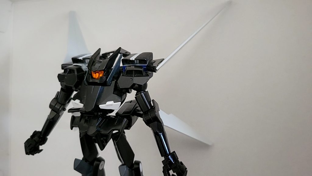 翼？が小さいと感じたので、ギャプランについてきたものに変更