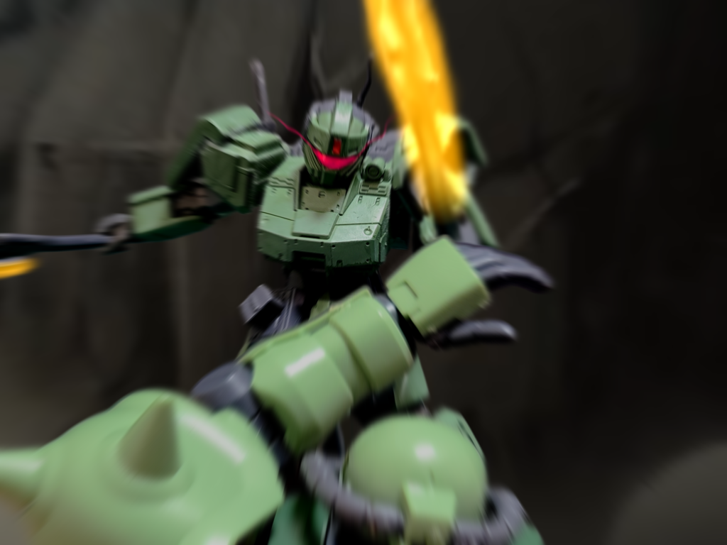 ヒートホーク装備ジオンの武器でジオンを叩き斬る