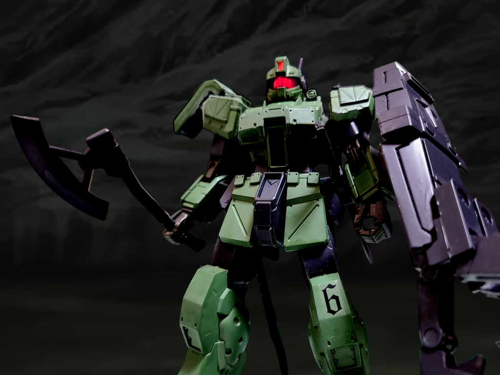 アイレス「研究所に入っていったこっちの仲間二人と連絡がつかないんだけどー…知ってる?」アイレス「ついでにこの機体と色が同じの機体とか見かけた?」