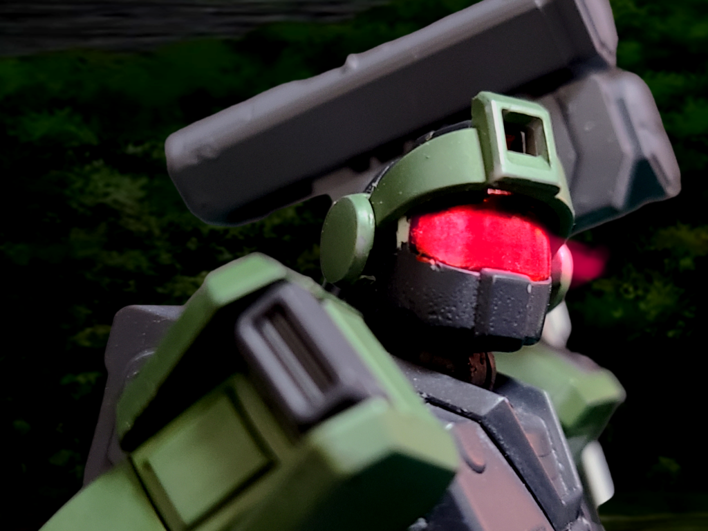 「…………て？」