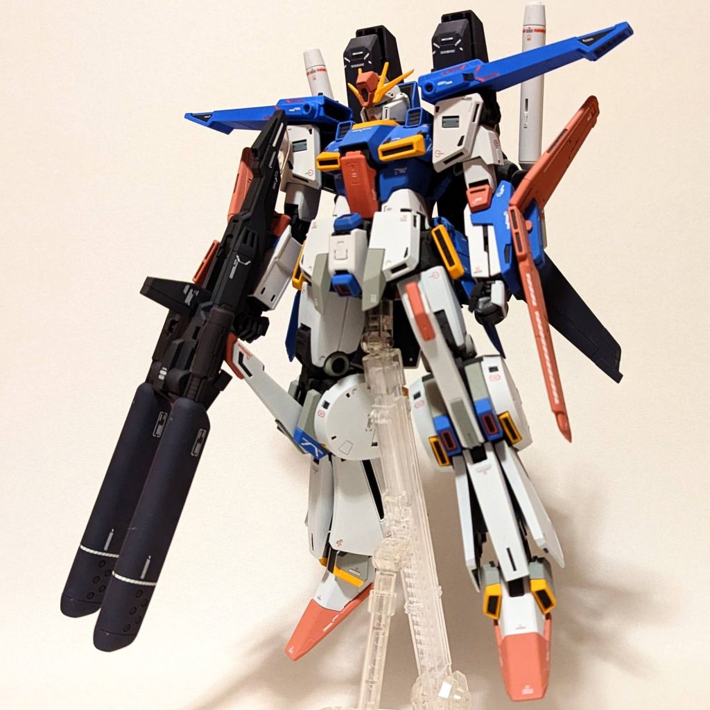 MG 1/100 FAZZ Ver.Ka 前面②いちいち武器がデカい!