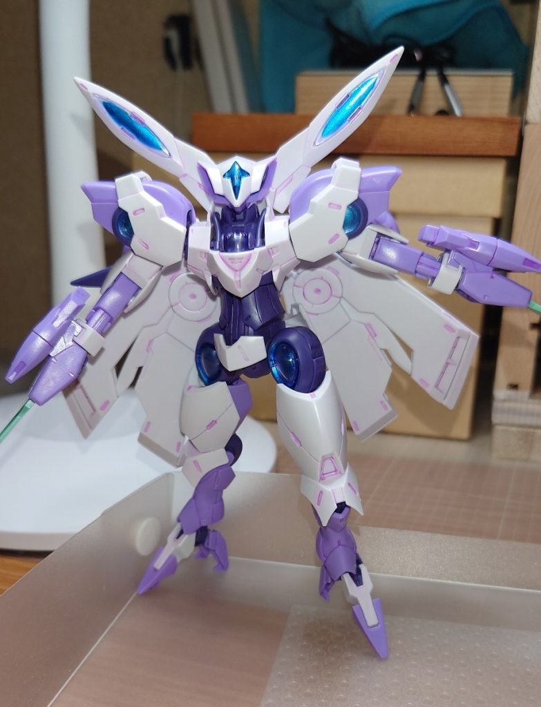 紫のアルコールマーカーでスミ入れして全体に８００番から１２００番程度のヤスリをしています