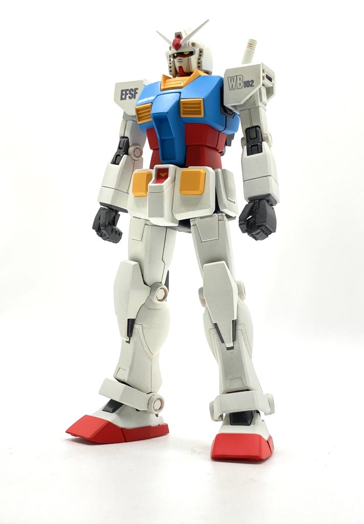 安易な発想で決めてしまったディティールダウンですが、HGUCでは出せないこのガンダムの表情が活かされたという意味では見やすくなったナナハチになってくれたのかなとも思います。