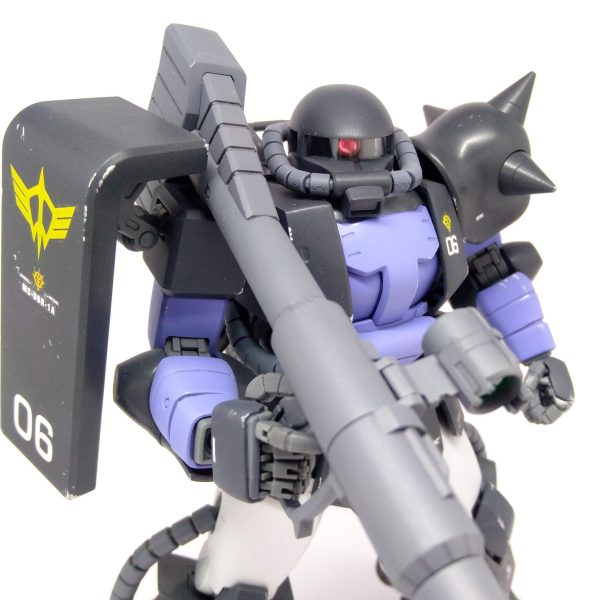 MS-06R ザクⅡ 黒い三連星