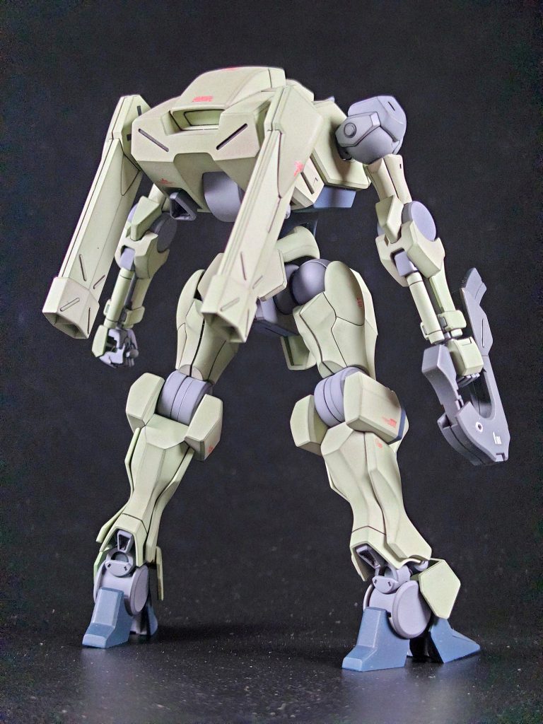 背面
