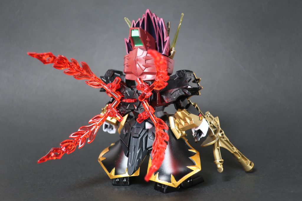 後ろのシルエットが好き。リアアーマーはストフリを使用 