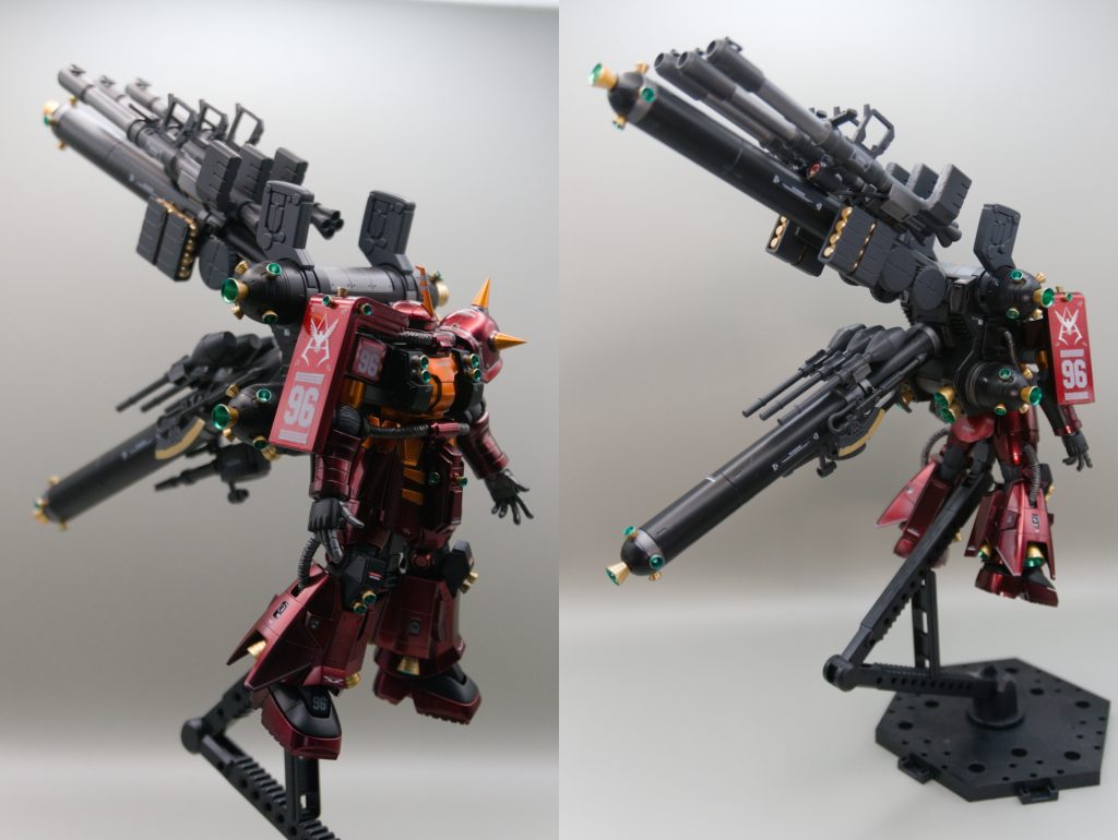 背中の武装量もとんでもない…