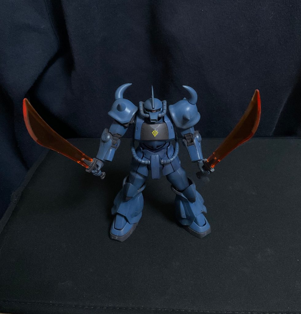 設定とは違うけど、予備パーツをつかえば二刀流も。