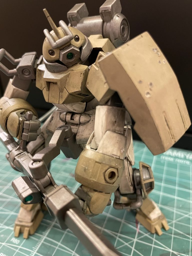 白いランナーのウェザリングに一苦労(ノ∀`)アチャー 次はグランプリホワイト塗ってみよ