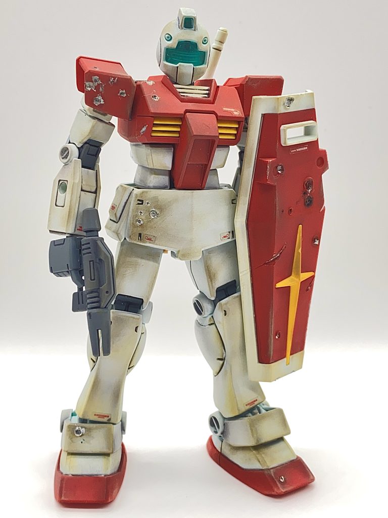 友人にEGガンダムとわかるように、コクピットハッチはジムの形状にせずに、あえてそのままに。※完全に妥協のいいわけです笑笑