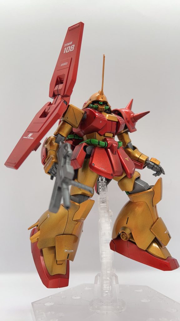 黒サフ、シルバー後にクリアーレッドとクリアーオレンジで各々塗りました。