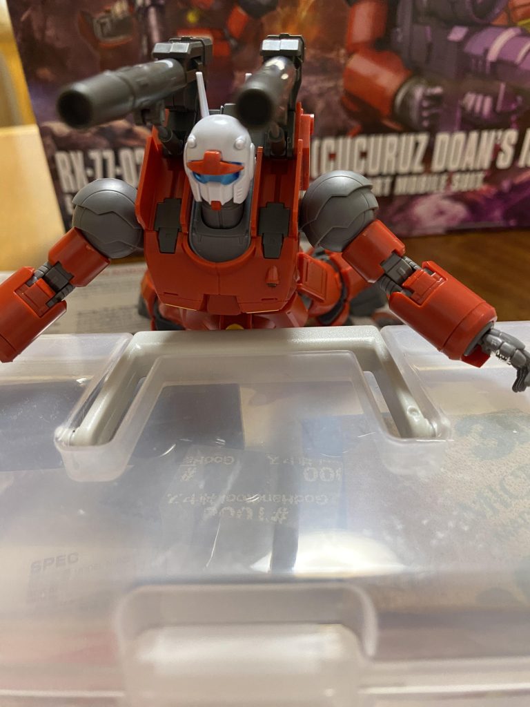 首がけっこう持ち上がるもダボ調節失敗してゆるゆるに！