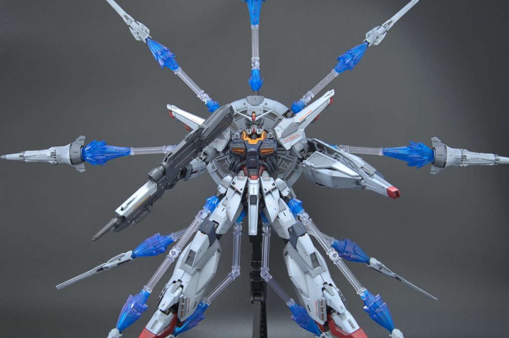 ドラグーン射出。