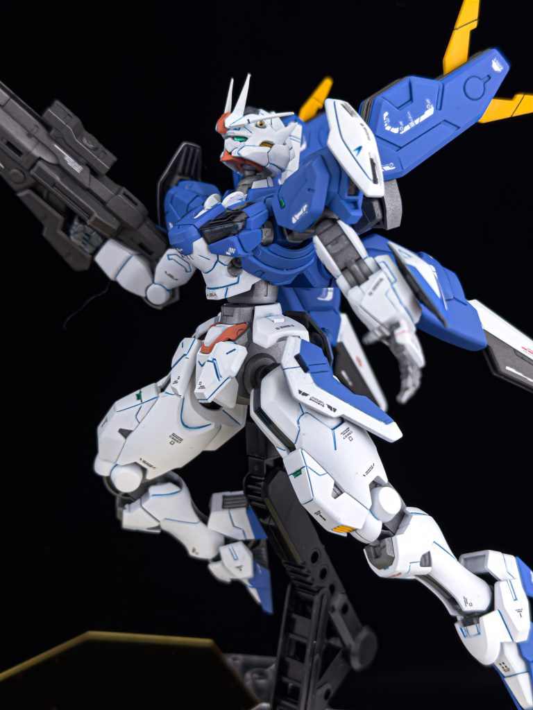 ビットオンフォーム通常エアリアルに比べると派手に印象が変わるというよりは重装感が増すイメージ。