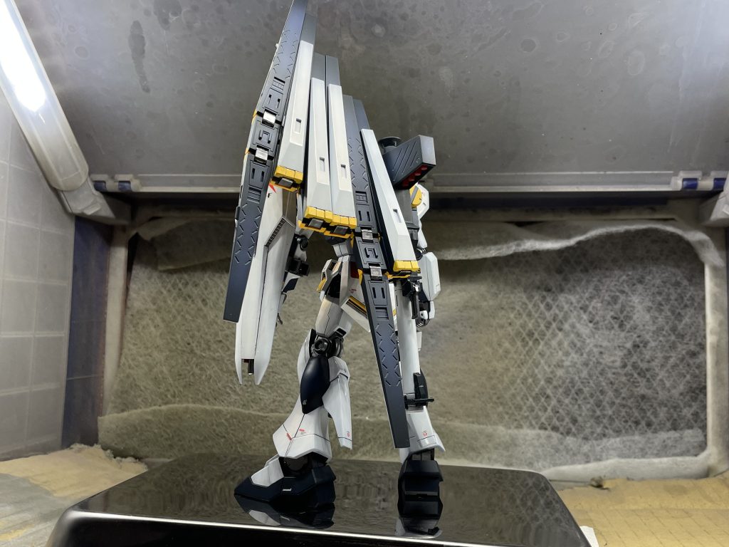 HG086 νガンダム–4枚目/制作者：ひいくん