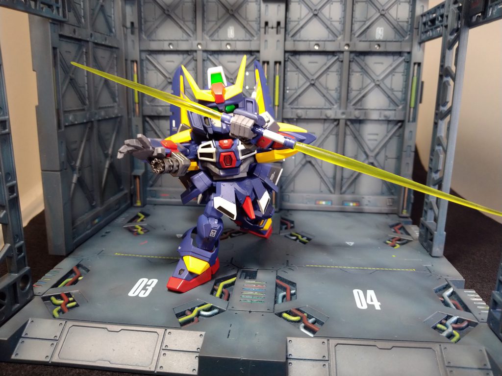 ビームサーベルは２本通常状態と接続してゲルググチックな長刀形状も選べます。柄の部分小さいのに塗りわけが必要でした。なのに１回接続したら塗装剥げてしまいました･･･