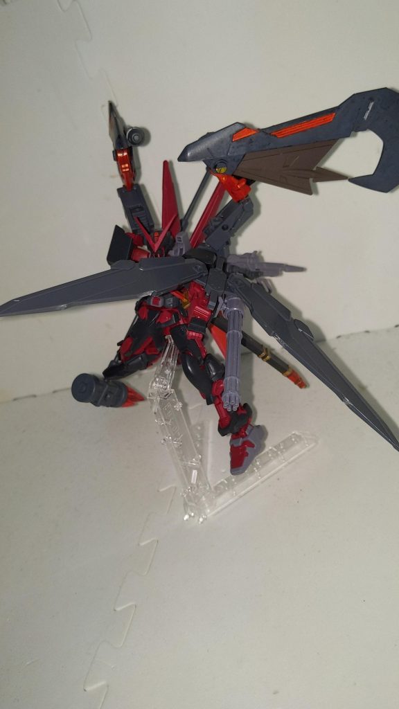 マルチプルシールドアームズの特殊機能、シザーモードです。流石ヤンデレヒロイン、えげつない武装ですねｗｗｗ