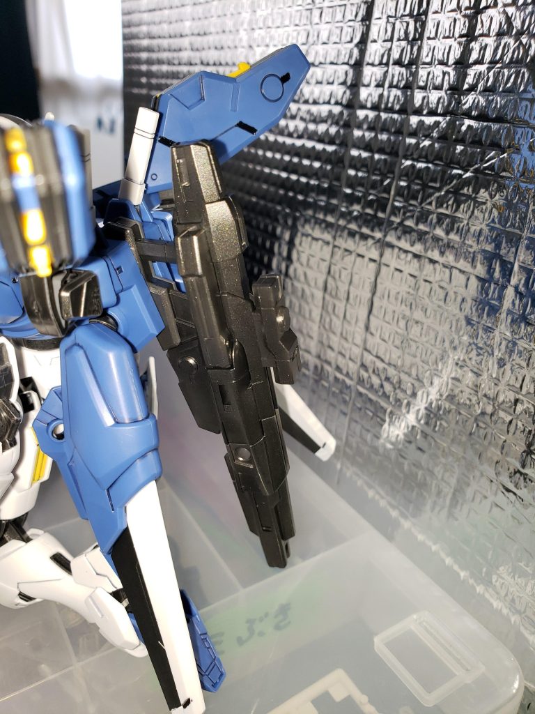 黒いところは黒鉄色でエアブラシで。それだけでかっこよくみえる。