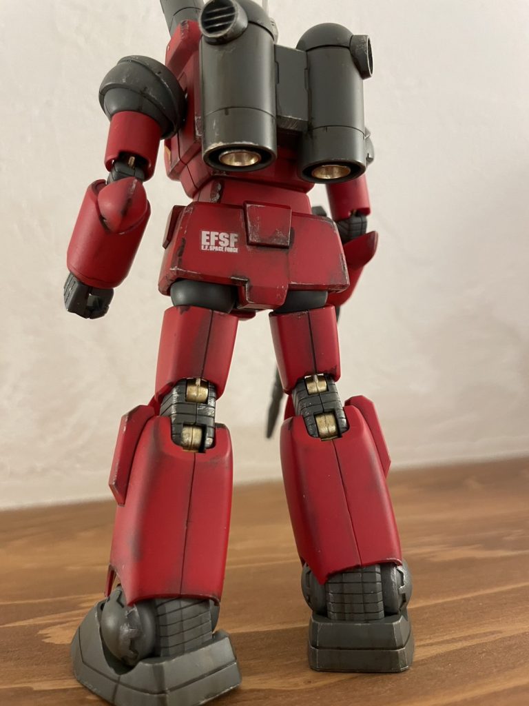 ウェザリングはフォローワーの方達を参考にさせて頂きました!有難うございます!前回のRGシャア専用ザクの反省点を踏まえウェザリングはぎりぎりでおさめました笑