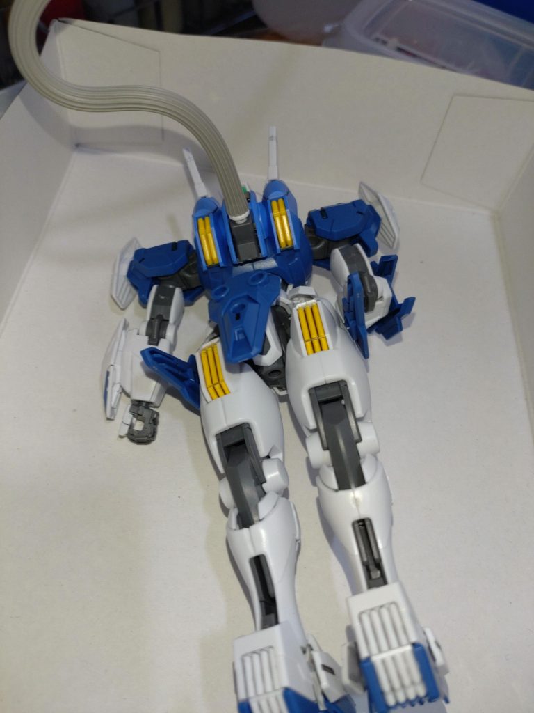 動力パイプ等に–2枚目/制作者：斎藤　辰巳