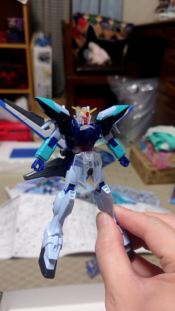 触り始めです。なんだかこんな勇者ロボいたな〜ってなりボツになりましたw