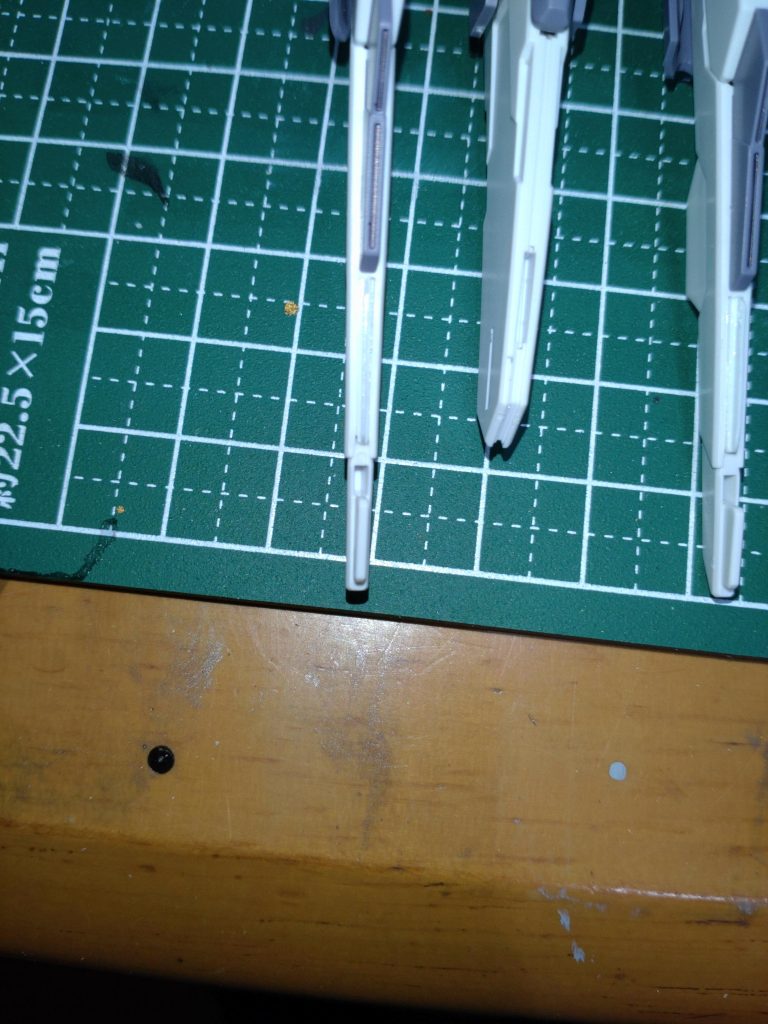 穴埋め　スラスター–2枚目/制作者：斎藤　辰巳